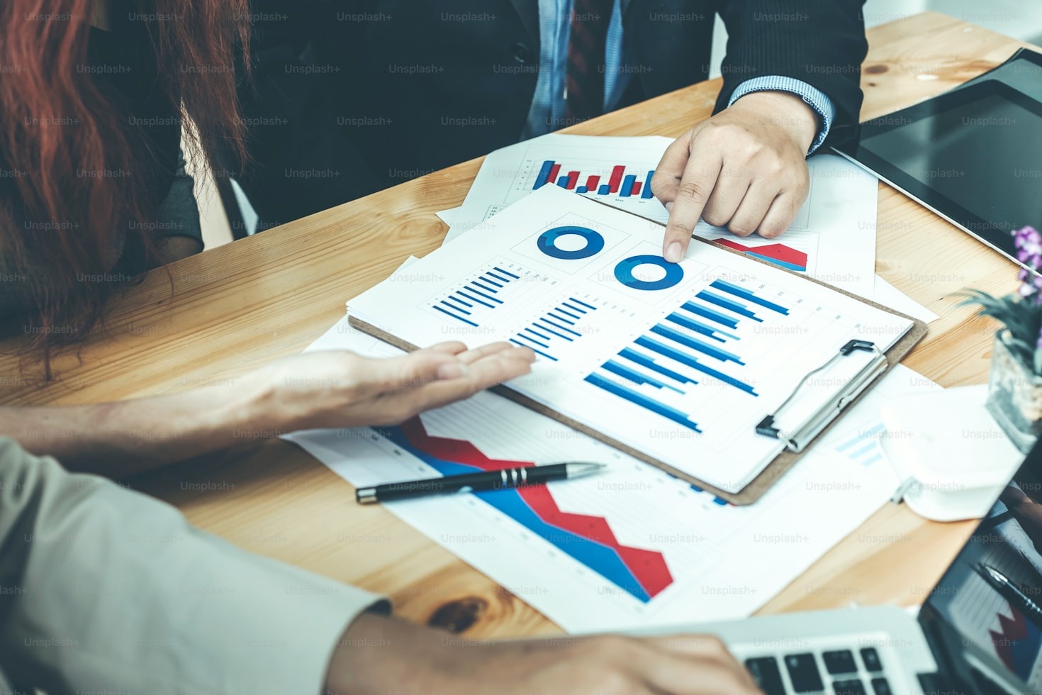 Vantagens de contar com uma assessoria especializada